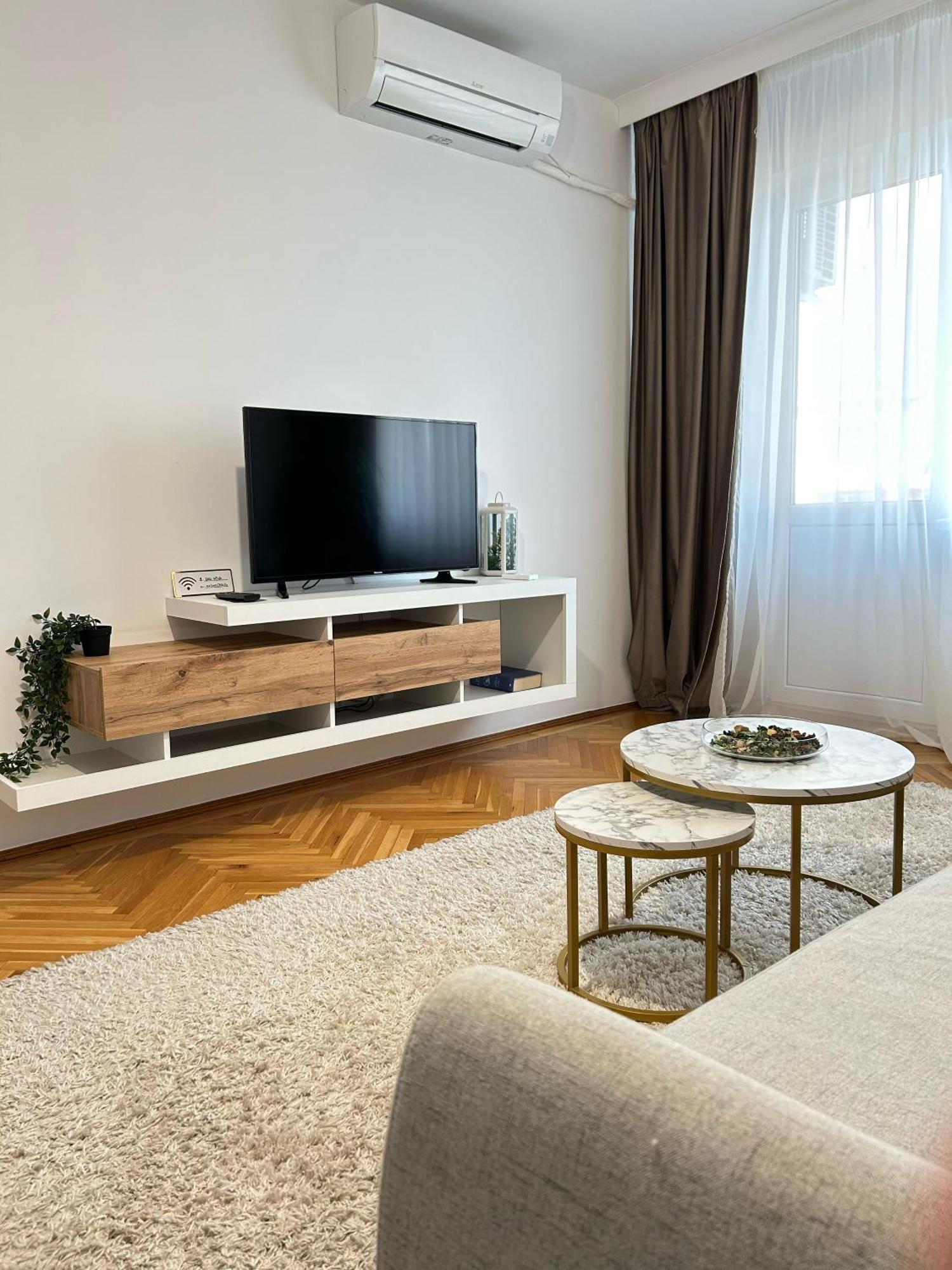 Parliament Central Apartment Бухарест Екстер'єр фото